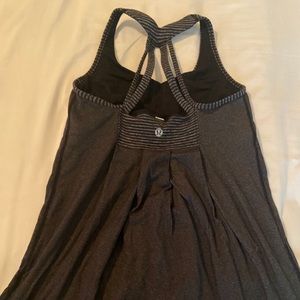 Lululemon top